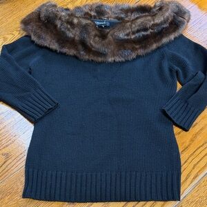 Karen Kane Merino Wool black boat neck sweater with faux fur collar. Medium.